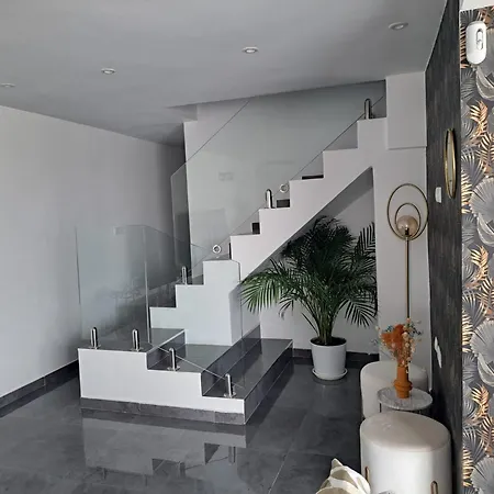 Villa Centrum 5 Tangel